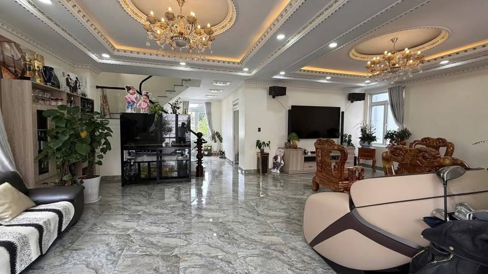 Cần Bán gấp Biệt Thự trung tâm Tp.Đà Lạt Giá 18 tỷ Đường Hùng Vương - Ảnh chính